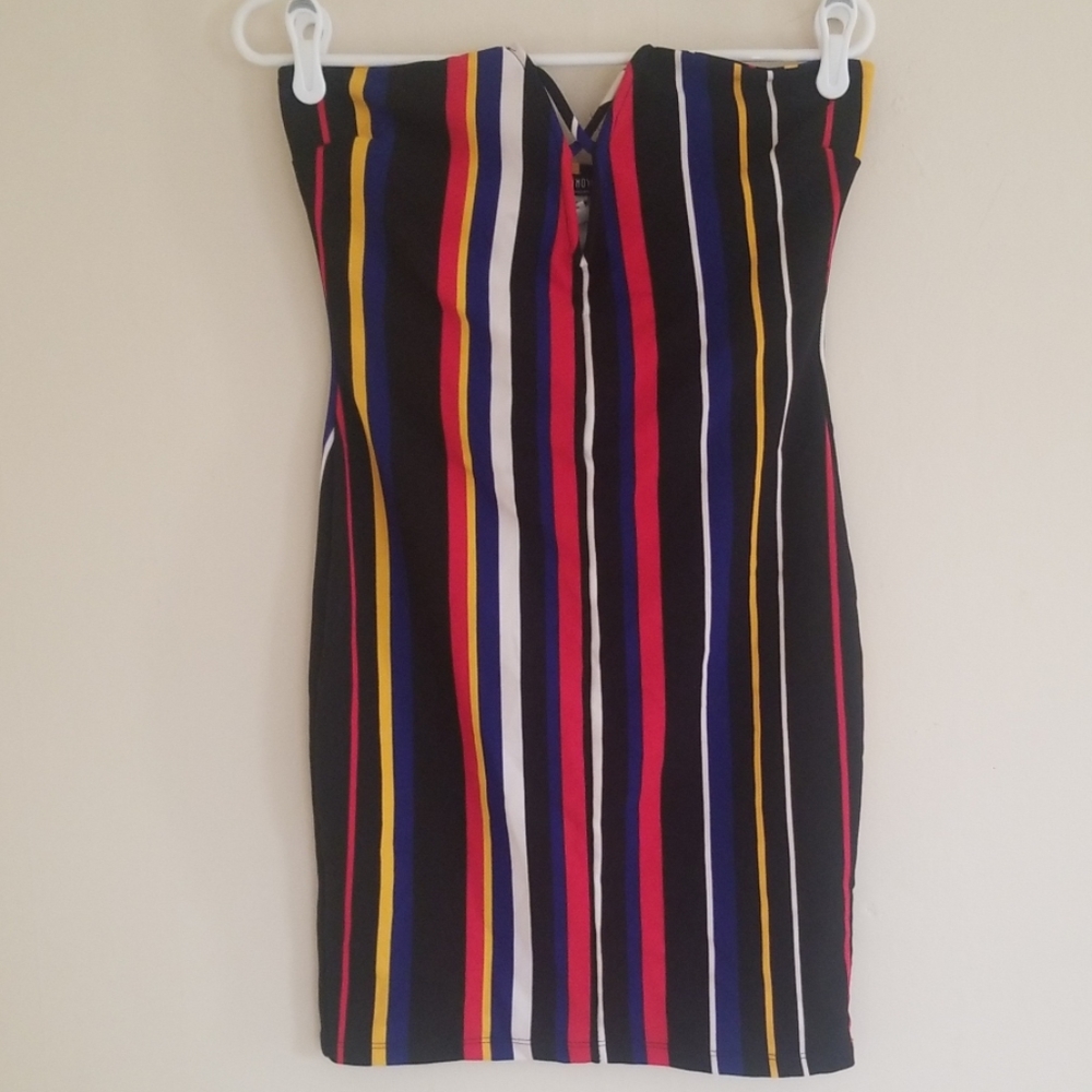 Fashion Nova Dress (Strapless)